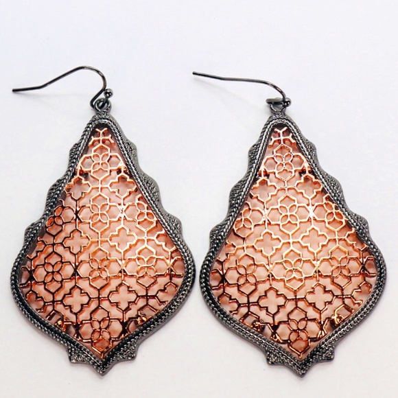 Rose Gold + Black Trim Filigree Drop Earrings - Picture 1 of 1